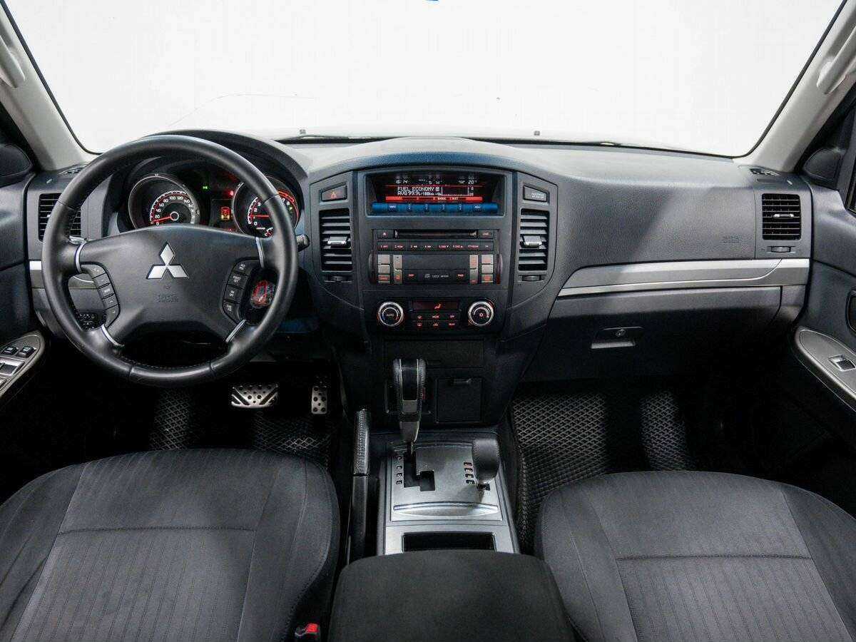 Mitsubishi Pajero, 2011 Фото №12