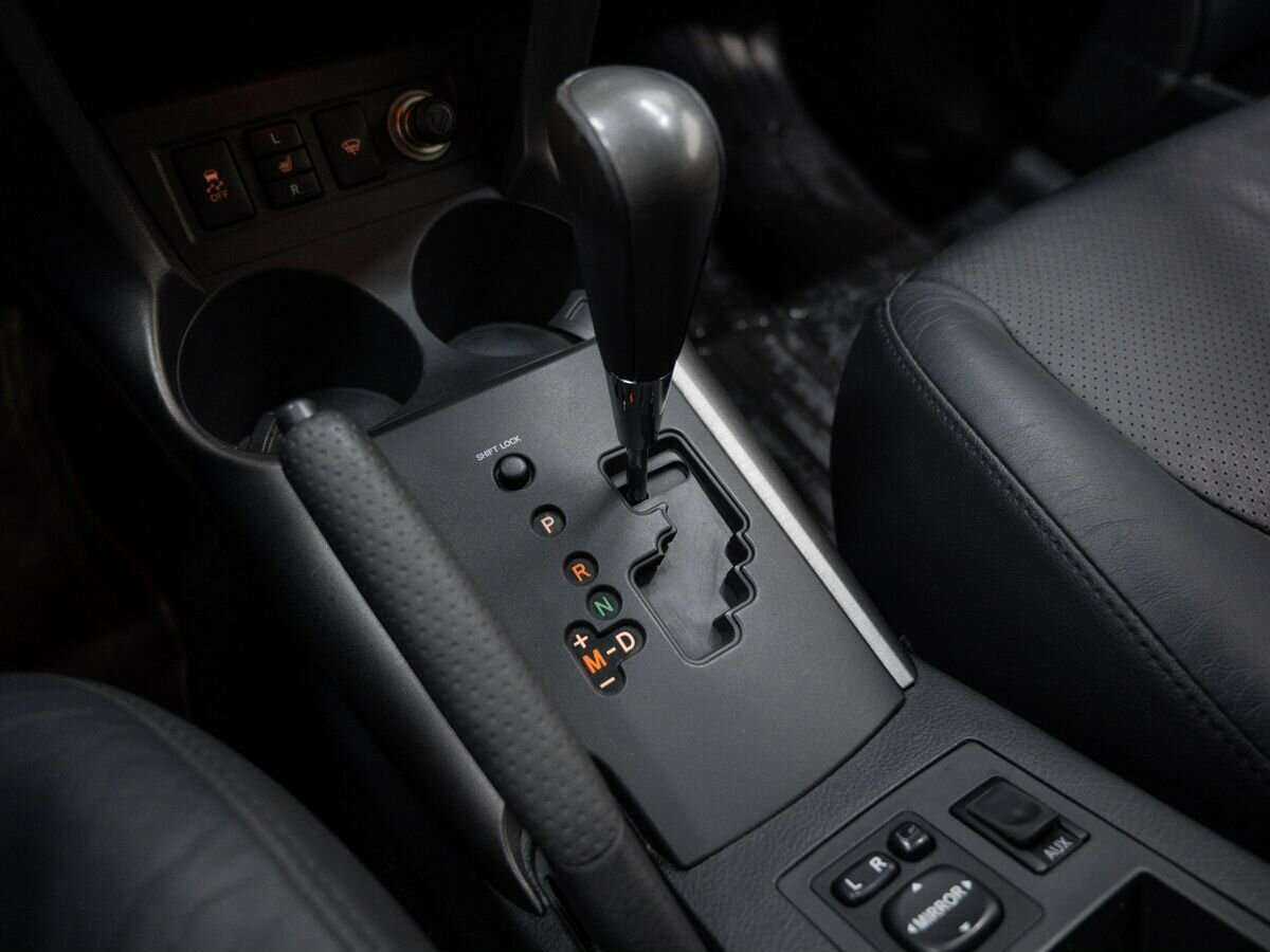 Toyota RAV4, 2011 Фото №22