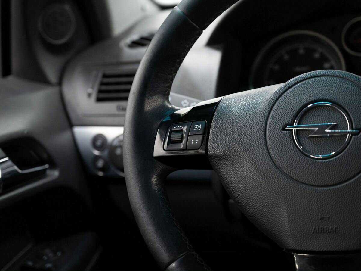 Opel Astra, 2010 Фото №13