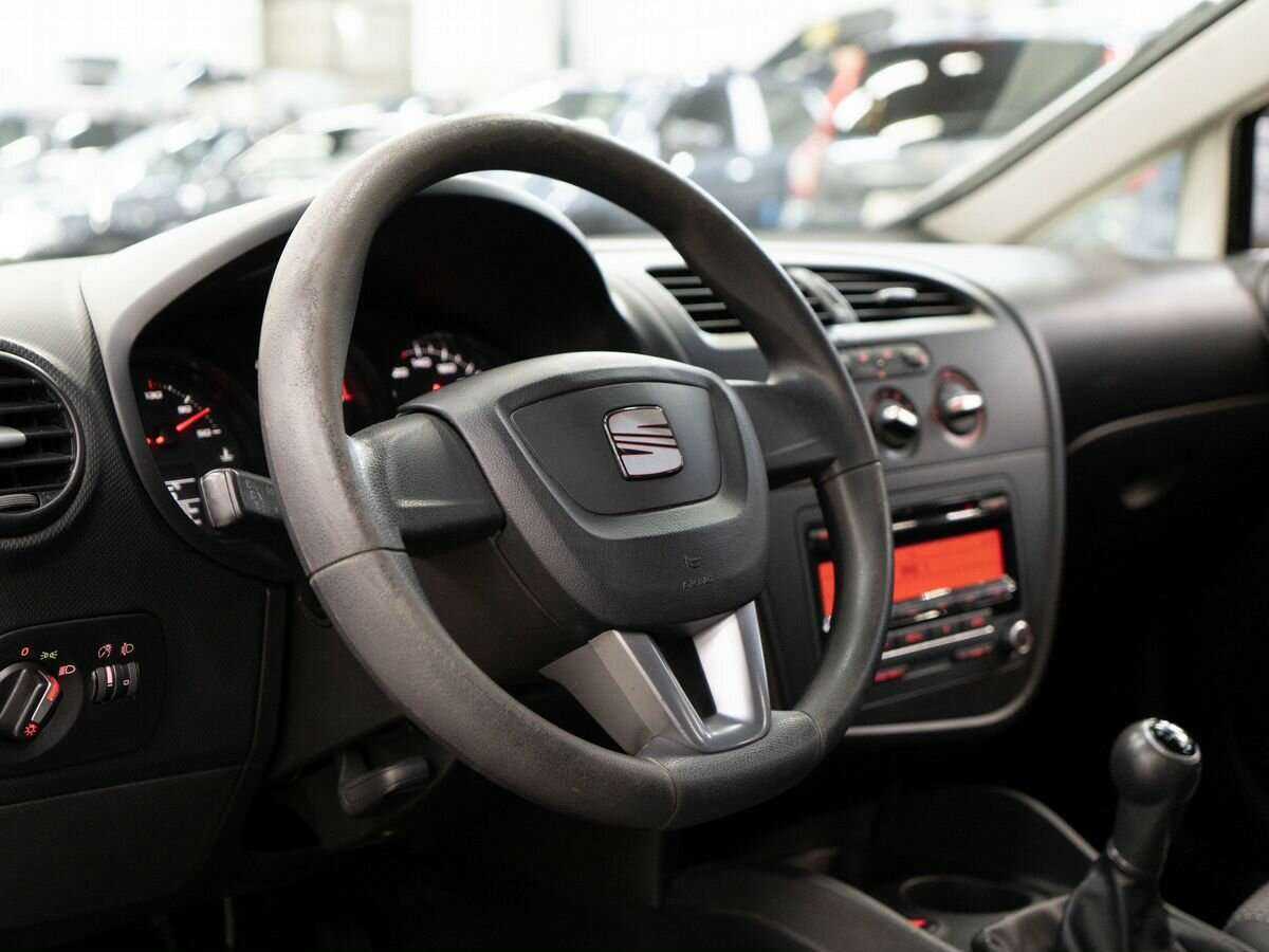 SEAT Leon, 2011 - 146 277 км. | Фото №5