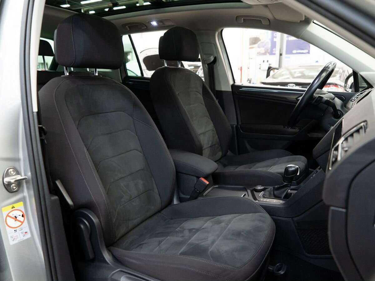 Volkswagen Tiguan, 2019 Фото №9