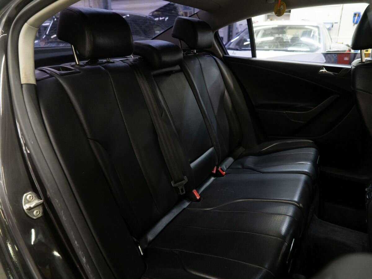 Volkswagen Passat, 2008 - 305 161 км. | Фото №8