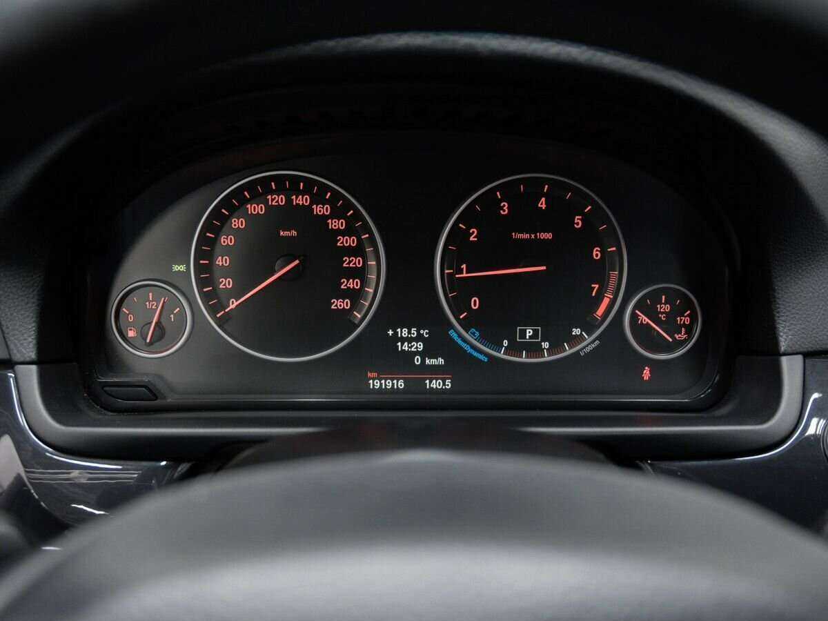 BMW 5 серии 528i xDrive, 2013 Фото №24