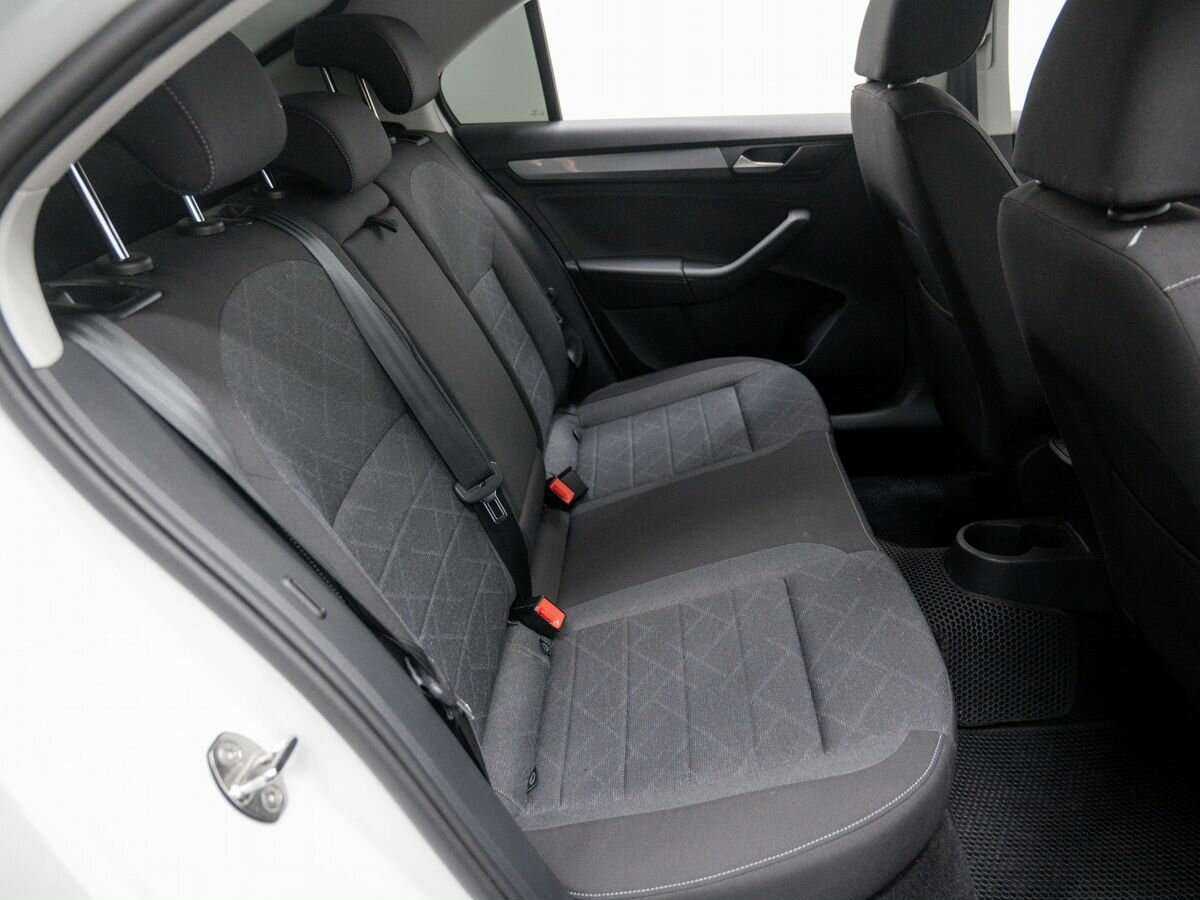 Volkswagen Polo, 2020 Фото №9