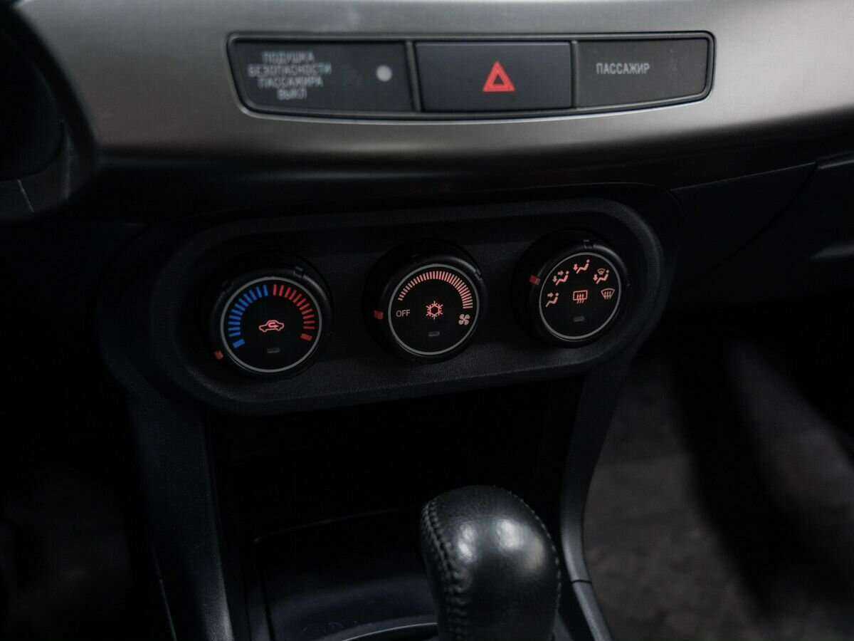 Mitsubishi Lancer, 2012 Фото №15