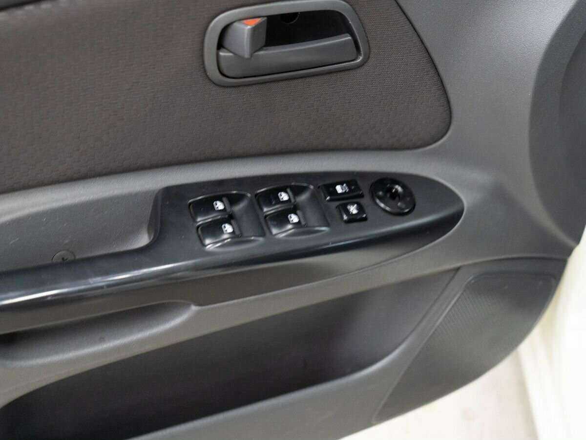 Kia Rio, 2010 Фото №15