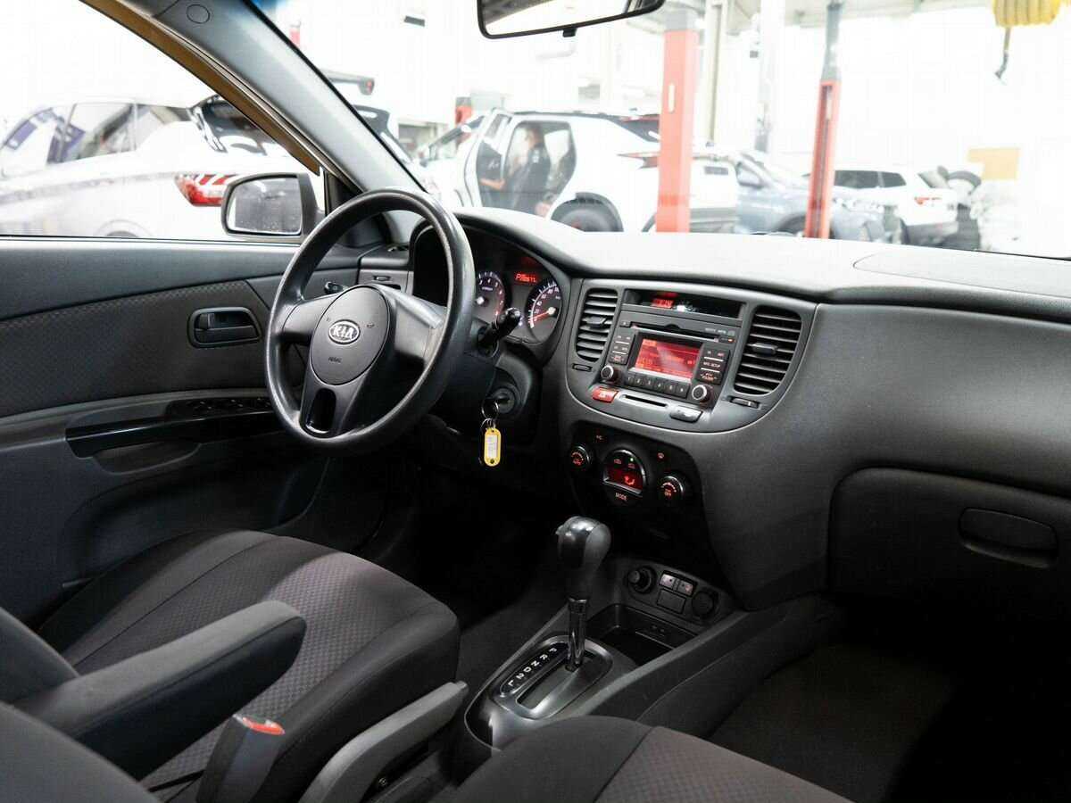 Kia Rio, 2010 Фото №17
