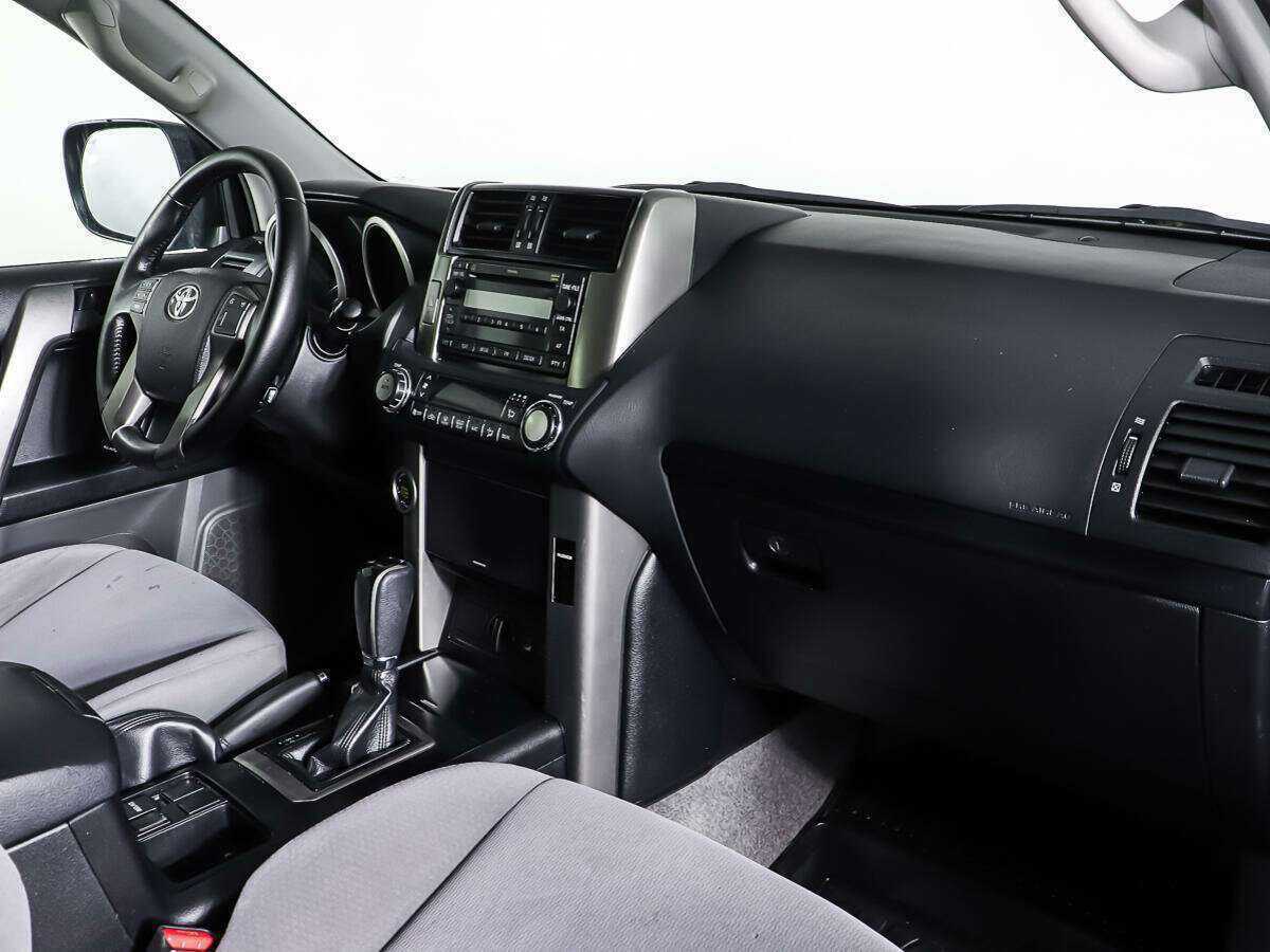 Toyota Land Cruiser Prado, 2012 Фото №9