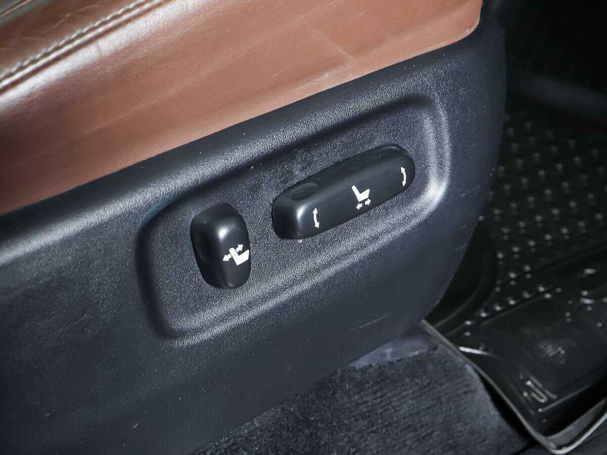 Toyota Land Cruiser, 2016 Фото №17