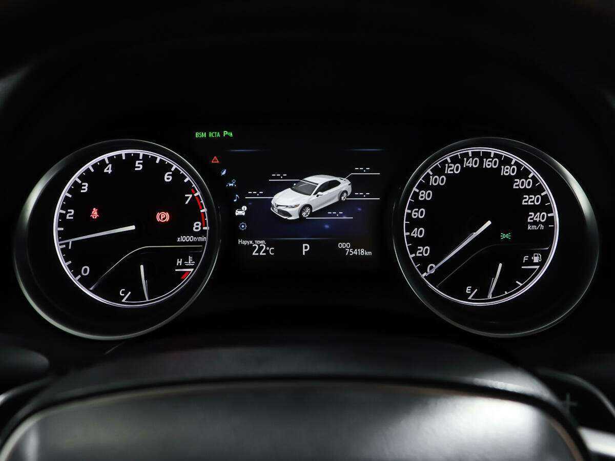 Toyota Camry, 2019 Фото №14