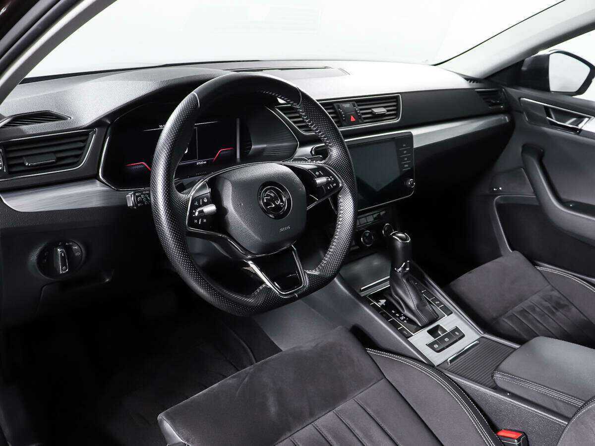 Skoda Superb, 2020 Фото №13