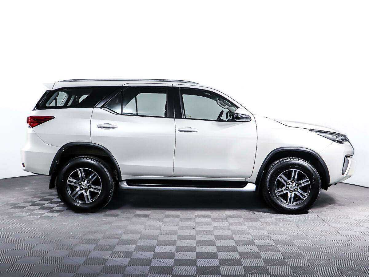 Toyota Fortuner, 2019 - 59 150 км. | Фото №4