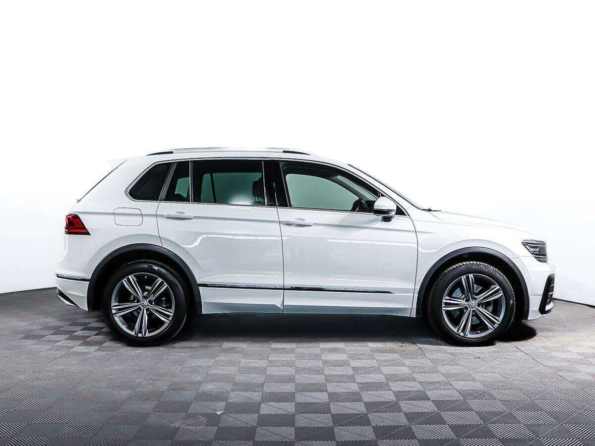 Volkswagen Tiguan, 2020 - 25 563 км. | Фото №4
