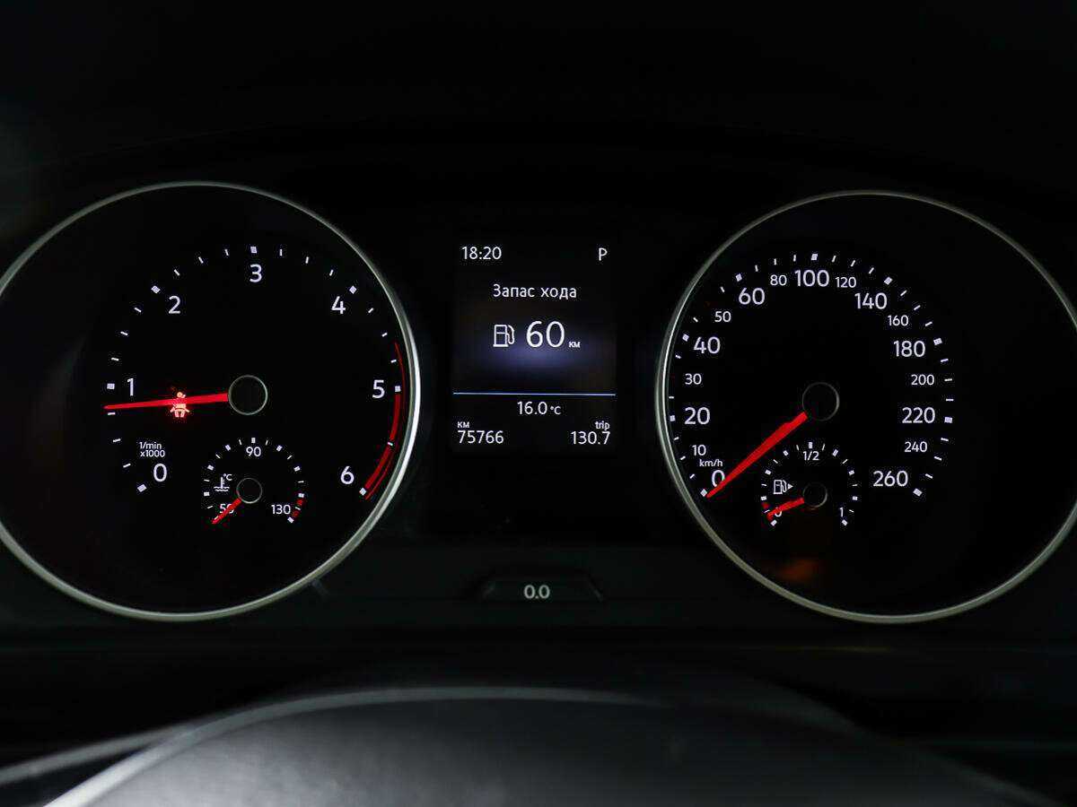 Volkswagen Tiguan, 2018 Фото №13