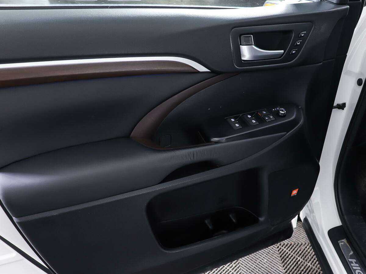 Toyota Highlander, 2015 Фото №19