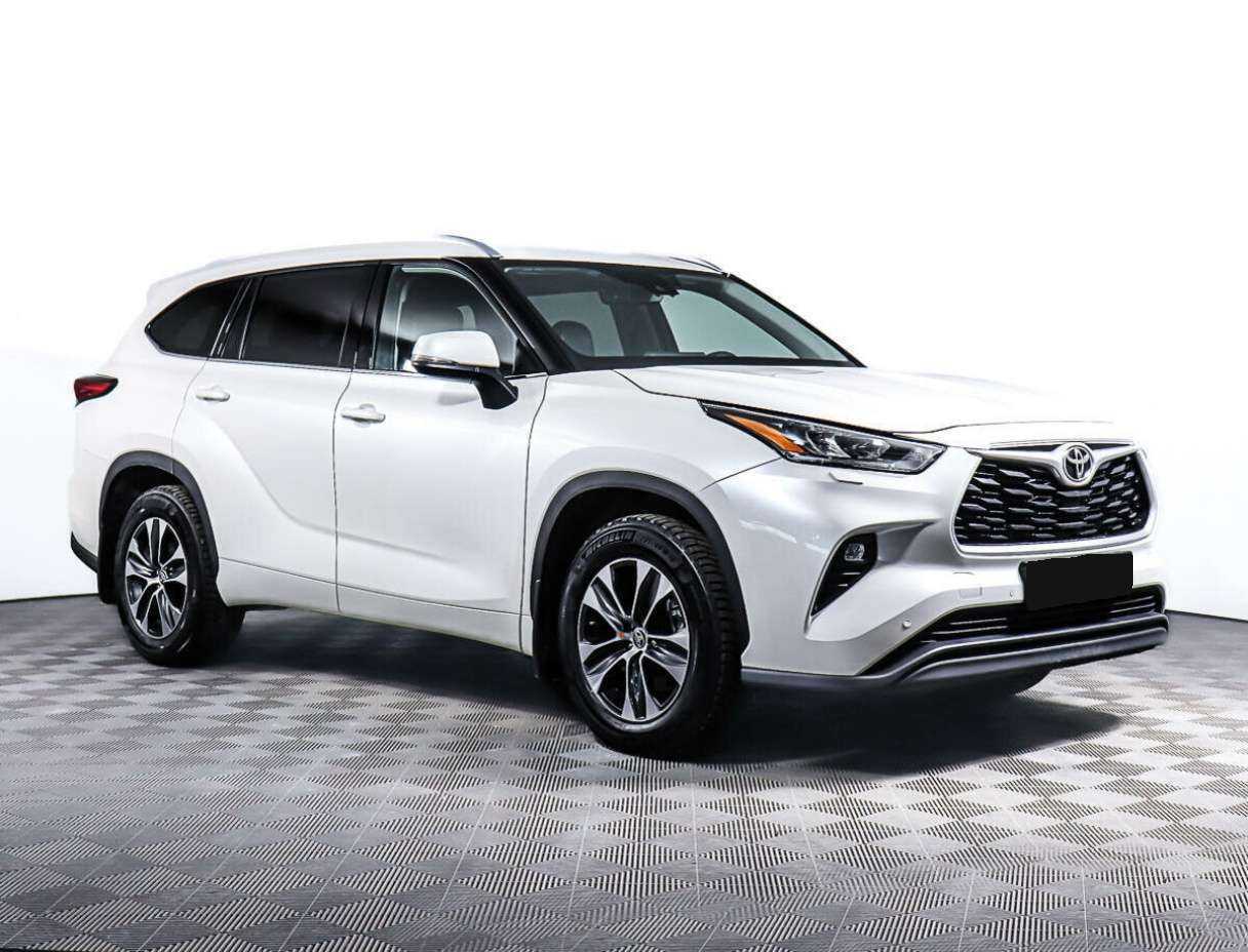 Toyota Highlander, 2021 - 17 205 км. | Фото №3