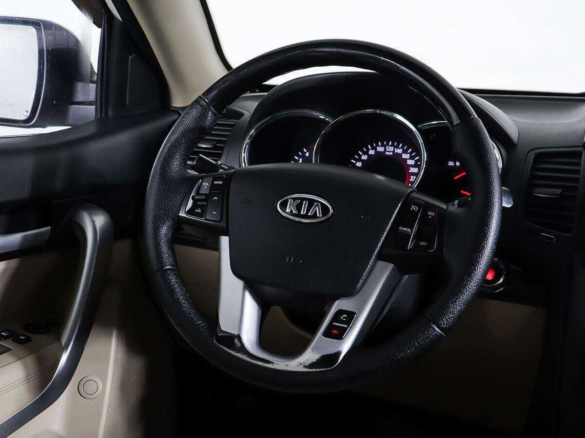 Kia Sorento, 2010 Фото №13