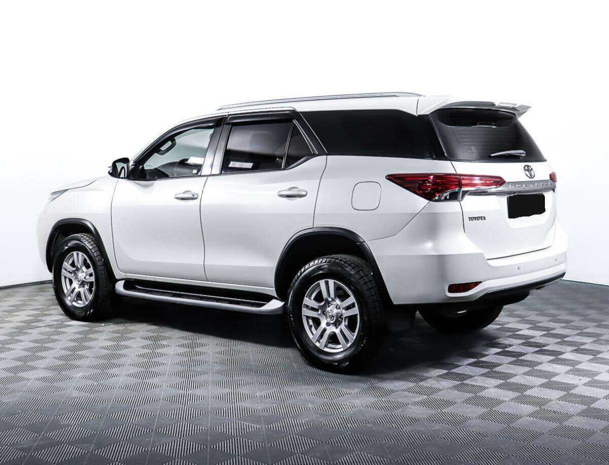 Toyota Fortuner, 2017 Фото №6