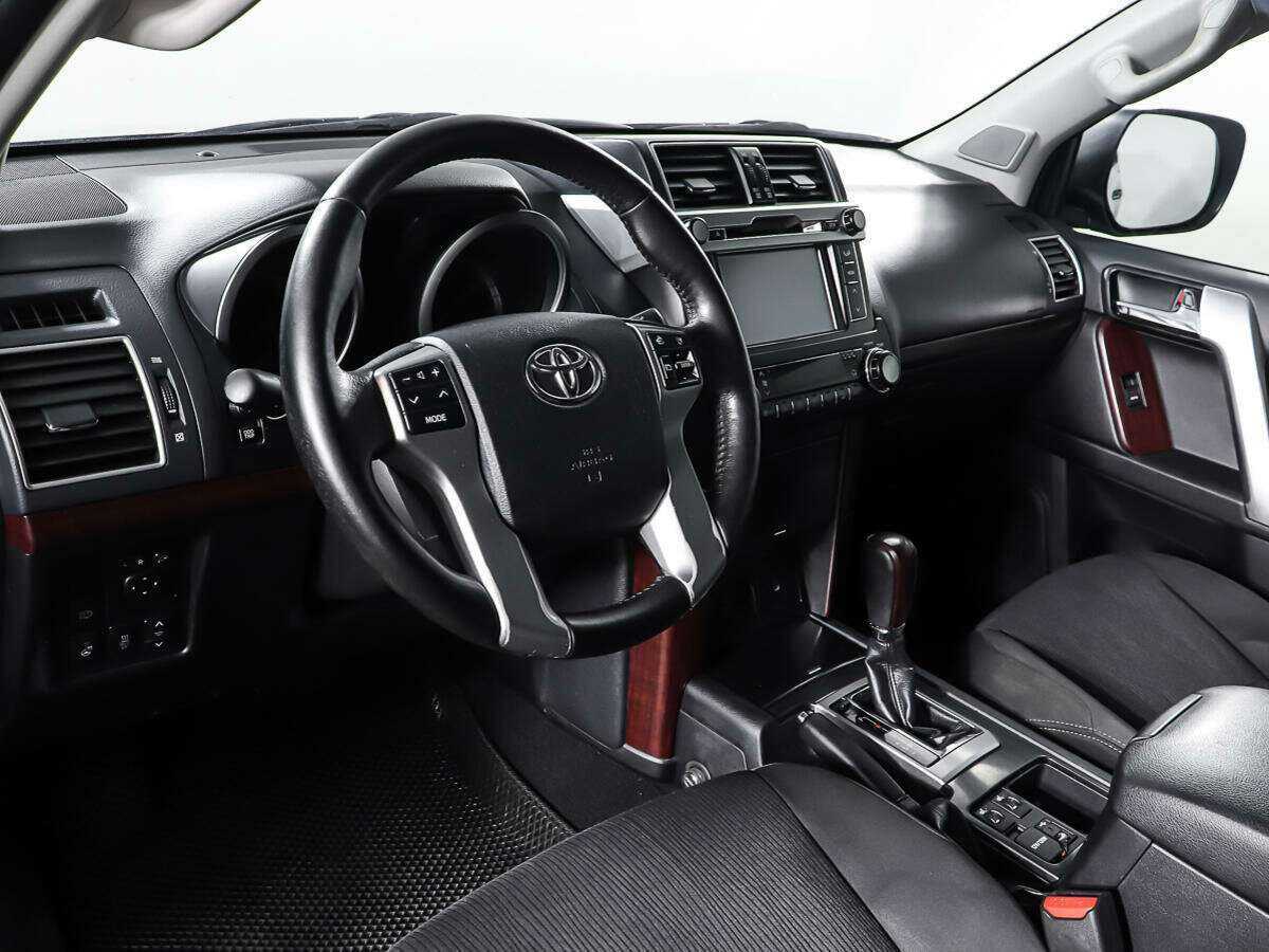 Toyota Land Cruiser Prado, 2015 Фото №13