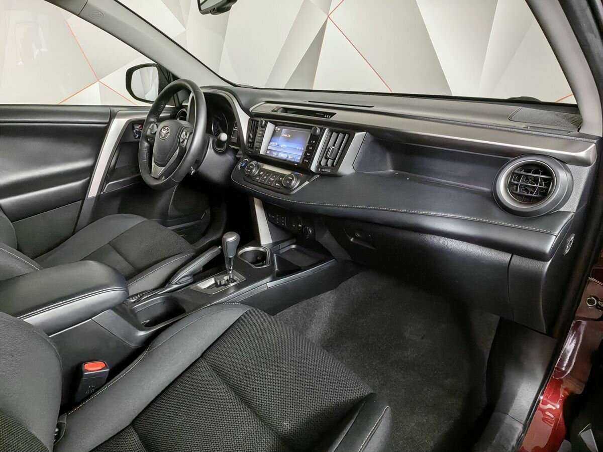 Toyota RAV4, 2018 Фото №9