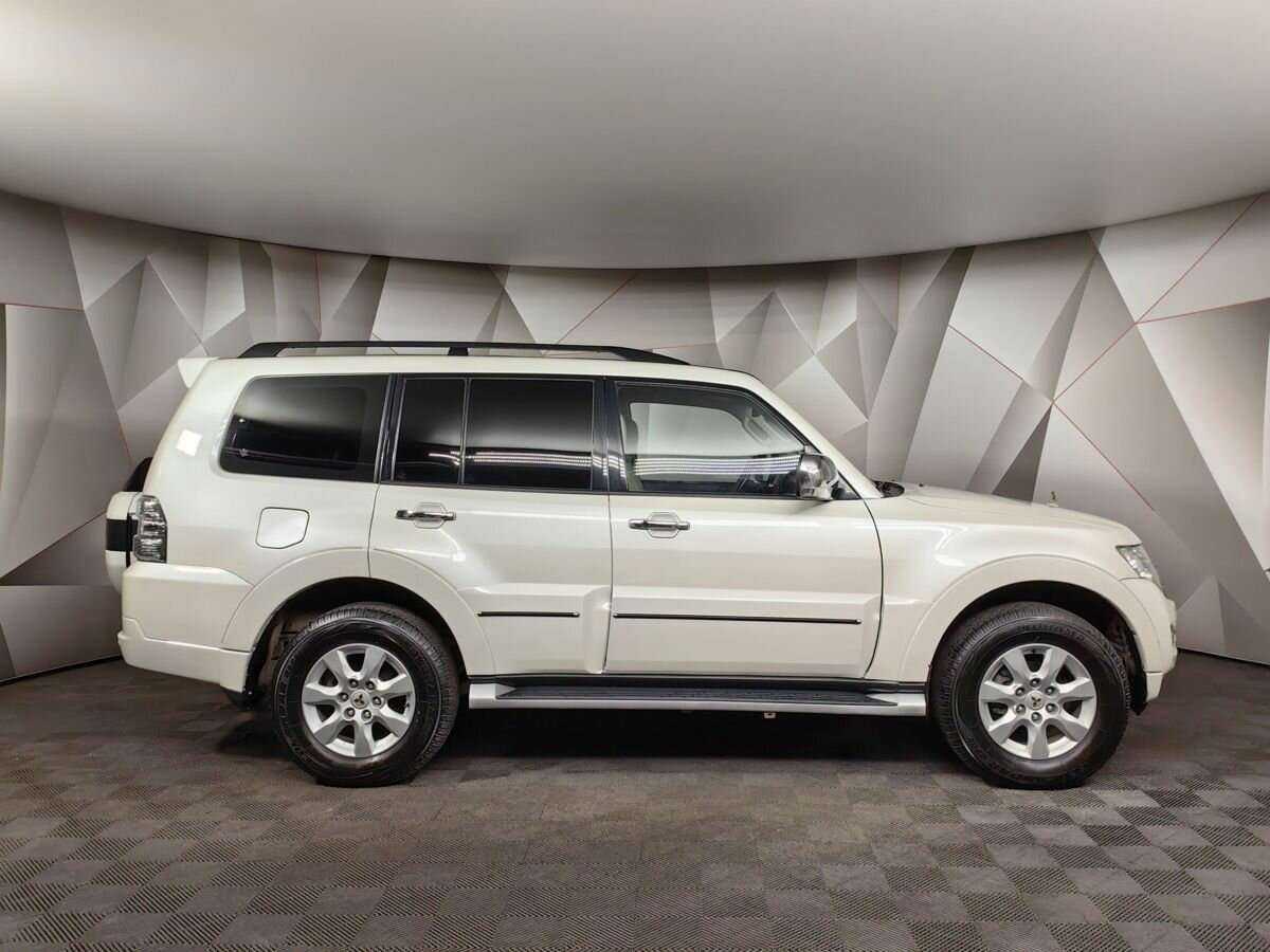Mitsubishi Pajero, 2021 - 20 030 км. | Фото №6