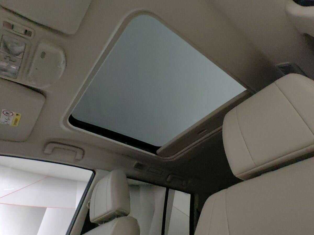 Mitsubishi Pajero, 2021 Фото №17