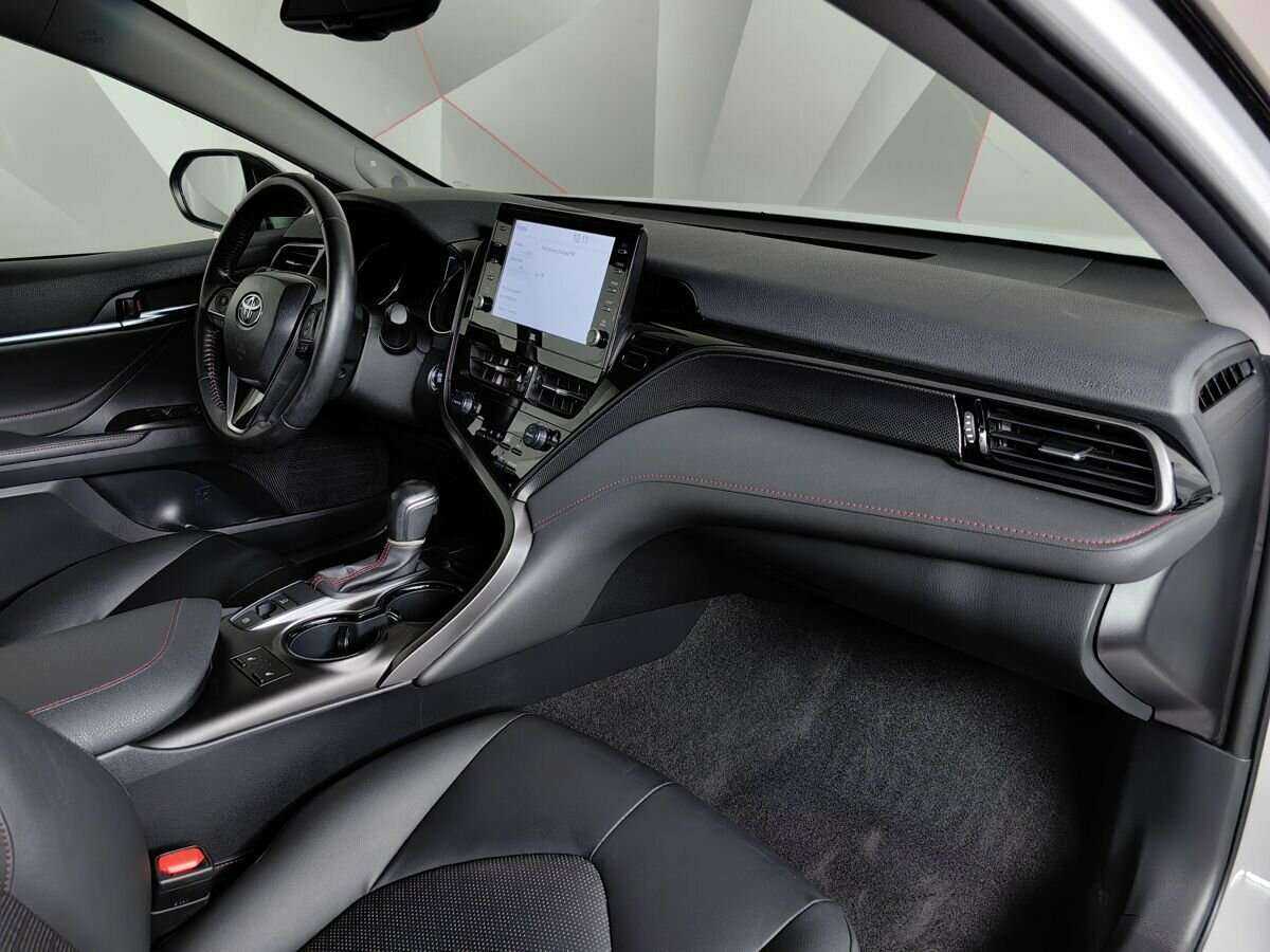 Toyota Camry, 2021 Фото №9
