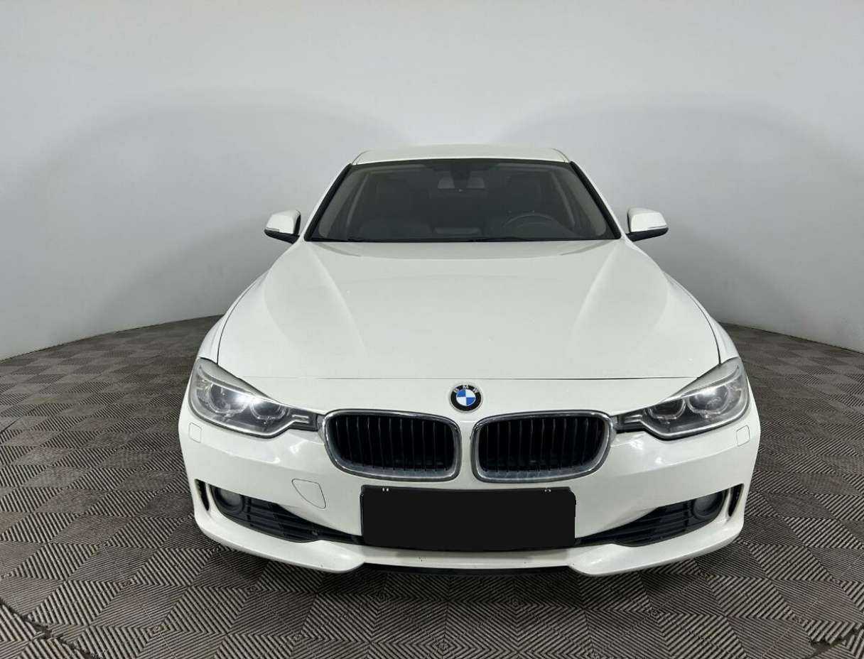 BMW 3 серии 320i, 2014 - 186 000 км. | Фото №2