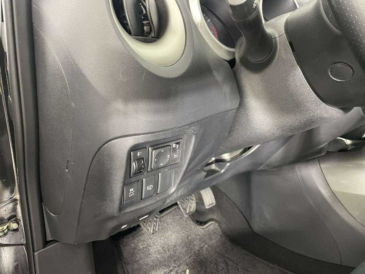 Nissan Juke, 2011 Фото №9