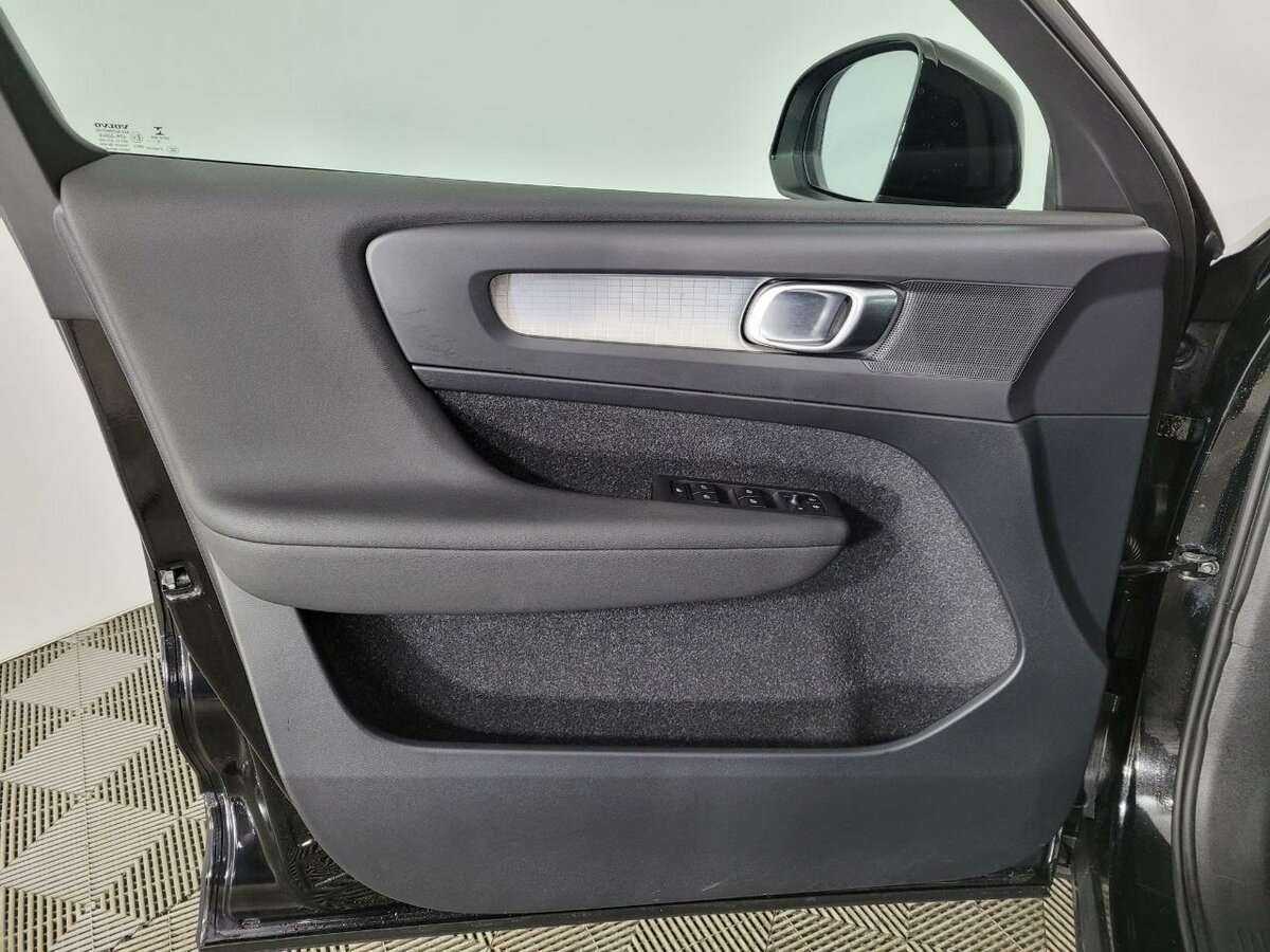 Volvo XC40, 2018 Фото №8