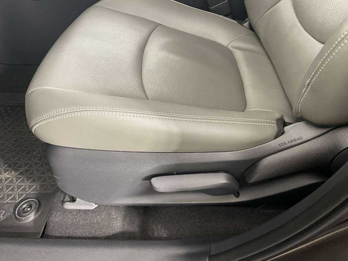 Toyota RAV4, 2019 Фото №9