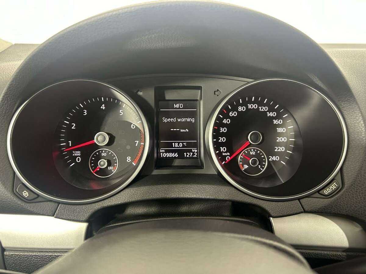 Volkswagen Golf, 2010 Фото №10