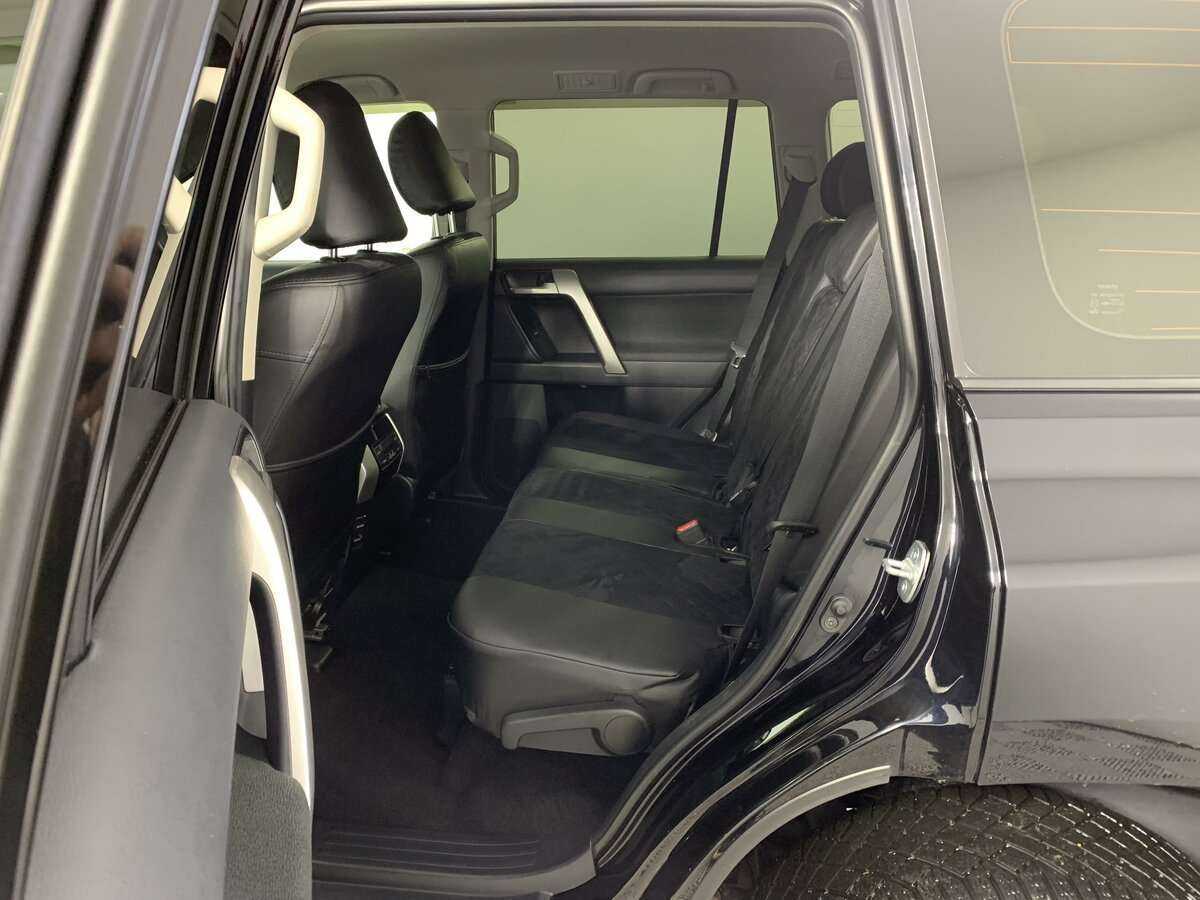 Toyota Land Cruiser Prado, 2020 Фото №9
