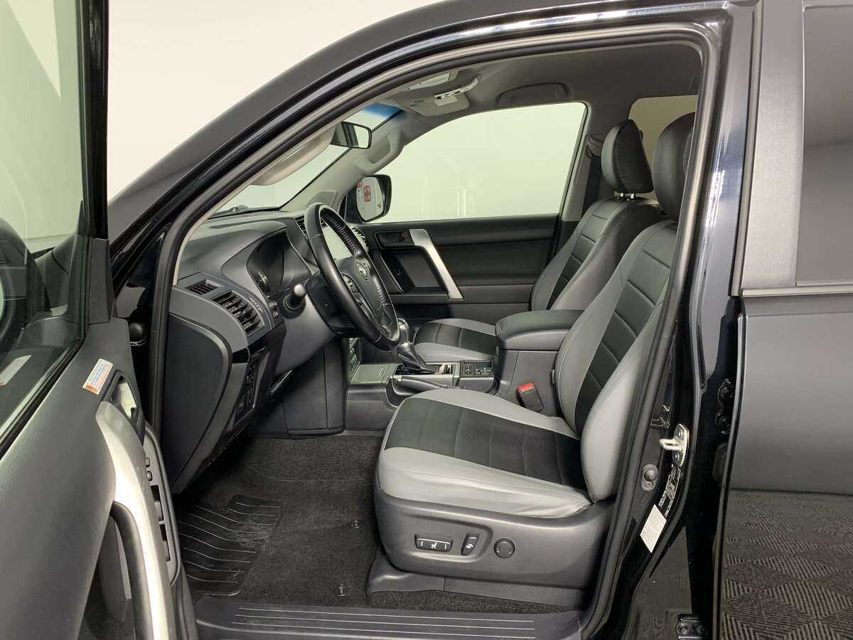 Toyota Land Cruiser Prado, 2021 Фото №12