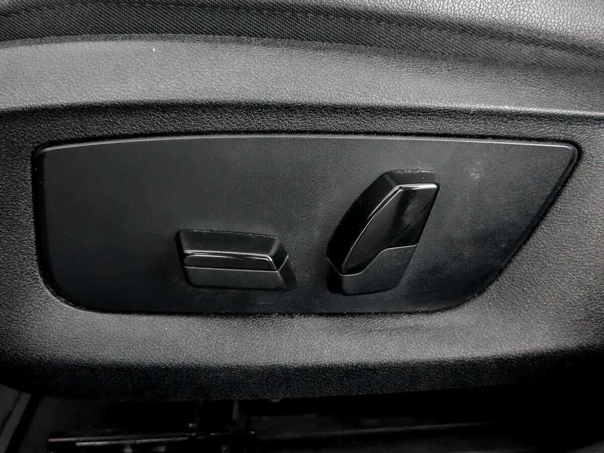 BMW 5 серии 520i, 2018 Фото №17