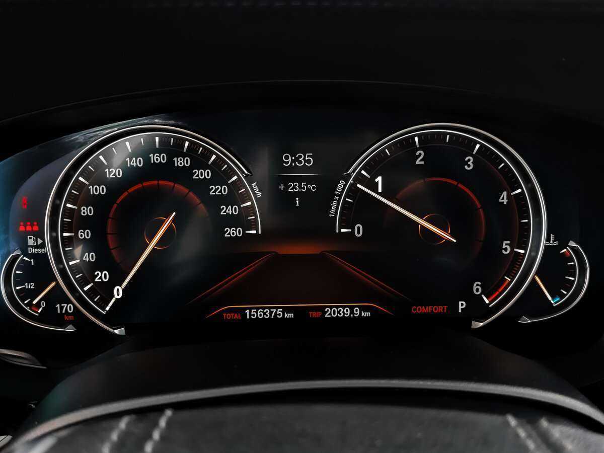 BMW 5 серии 520d, 2019 Фото №12