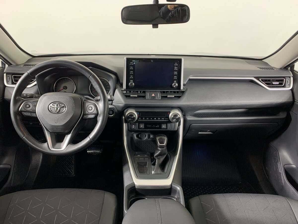 Toyota RAV4, 2020 Фото №10