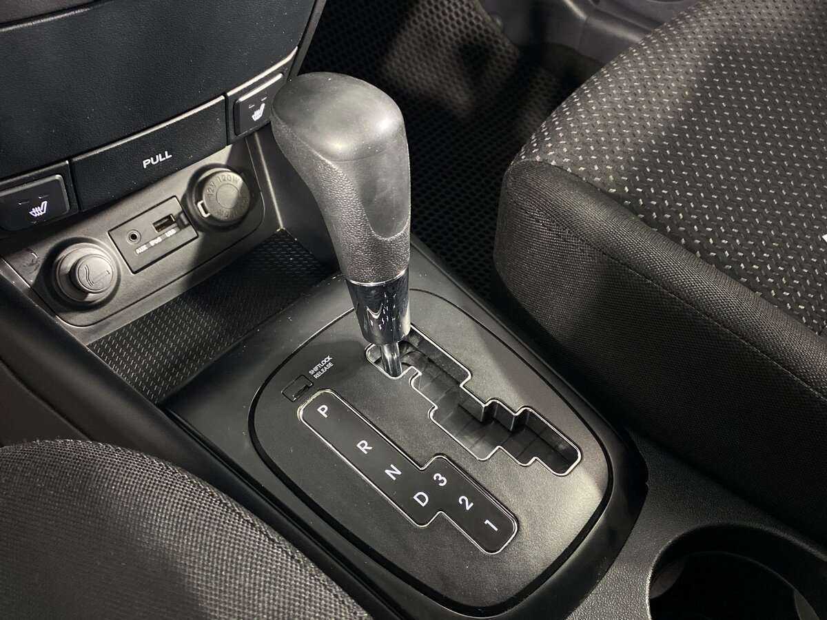 Hyundai i30, 2010 Фото №11