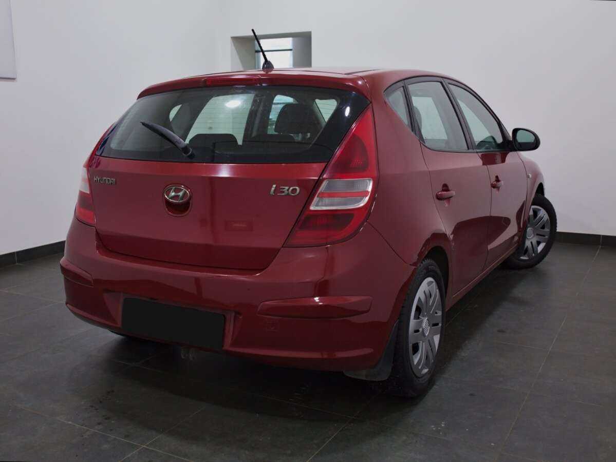 Hyundai i30, 2009 Фото №6