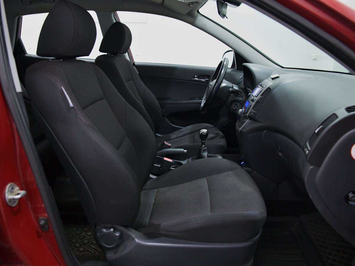 Hyundai i30, 2009 Фото №8