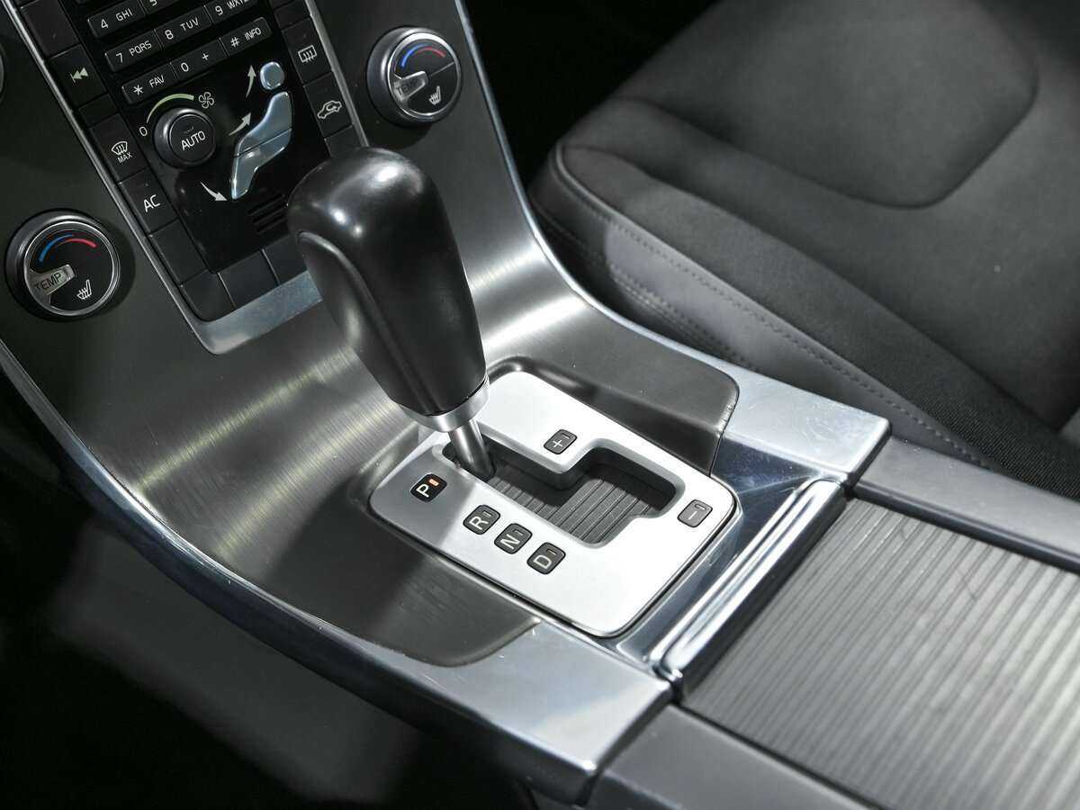 Volvo S60, 2011 Фото №12