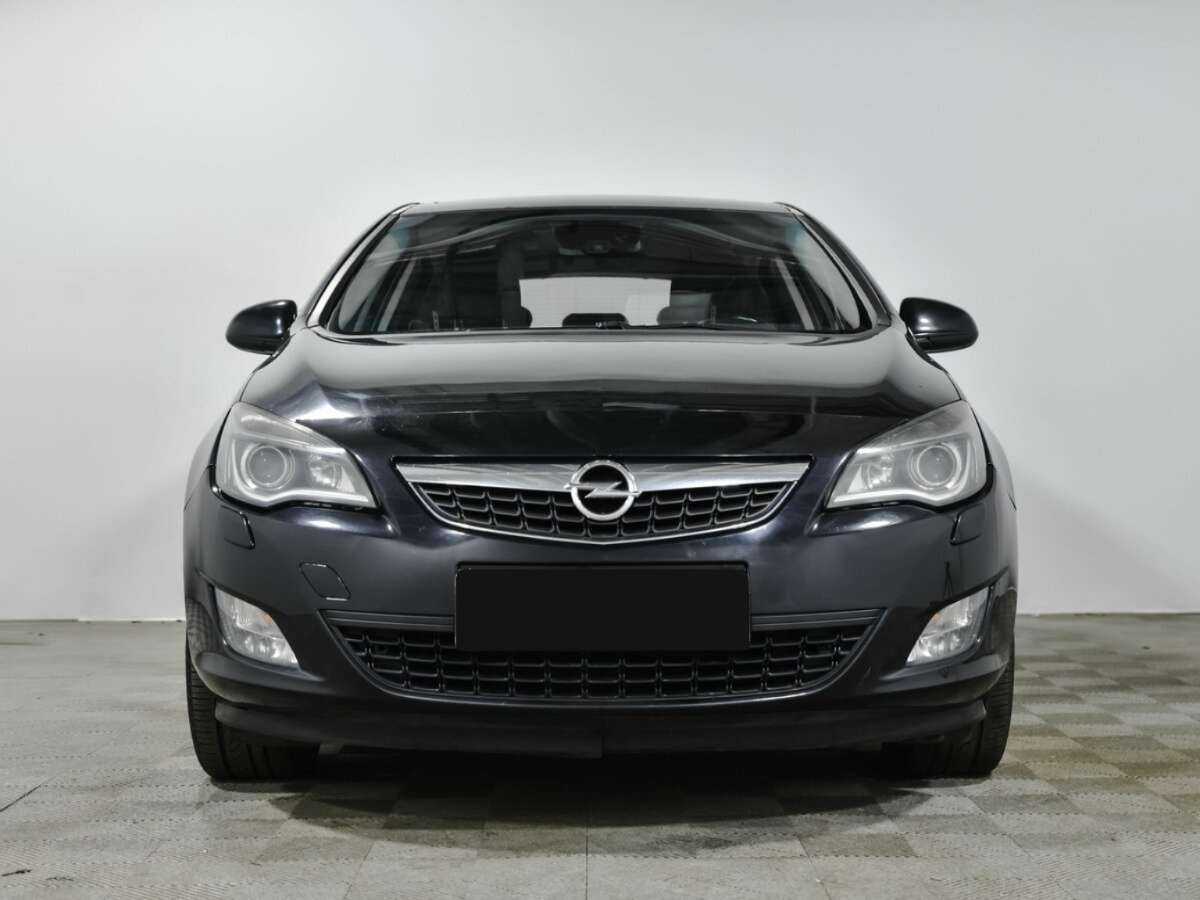 Opel Astra, 2010 - 137 053 км. | Фото №2