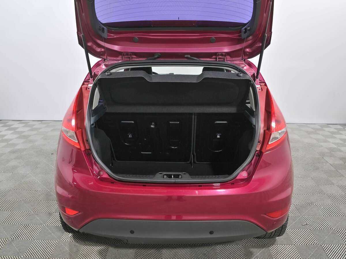 Ford Fiesta, 2010 Фото №15