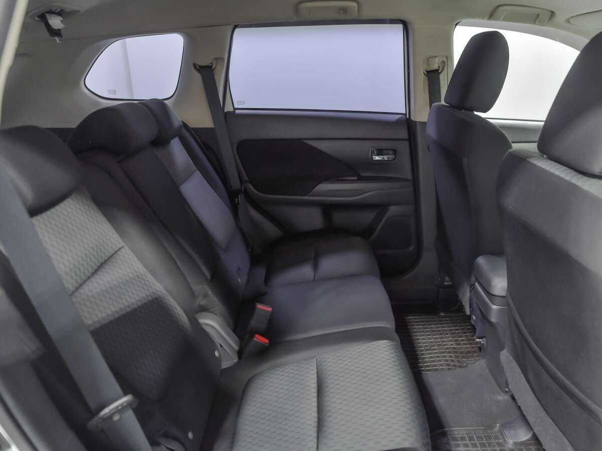 Mitsubishi Outlander, 2013 Фото №13