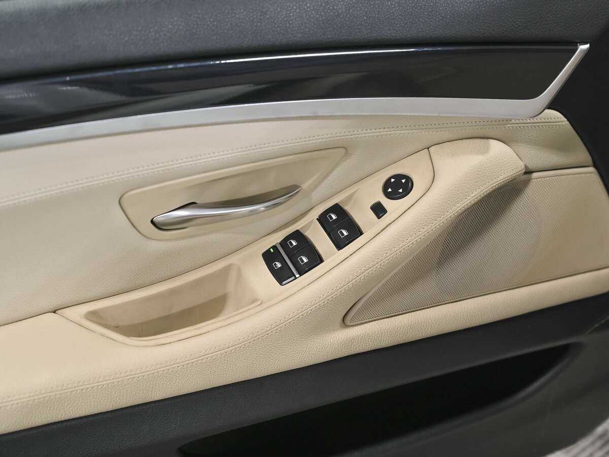 BMW 5 серии 525d xDrive, 2013 Фото №17