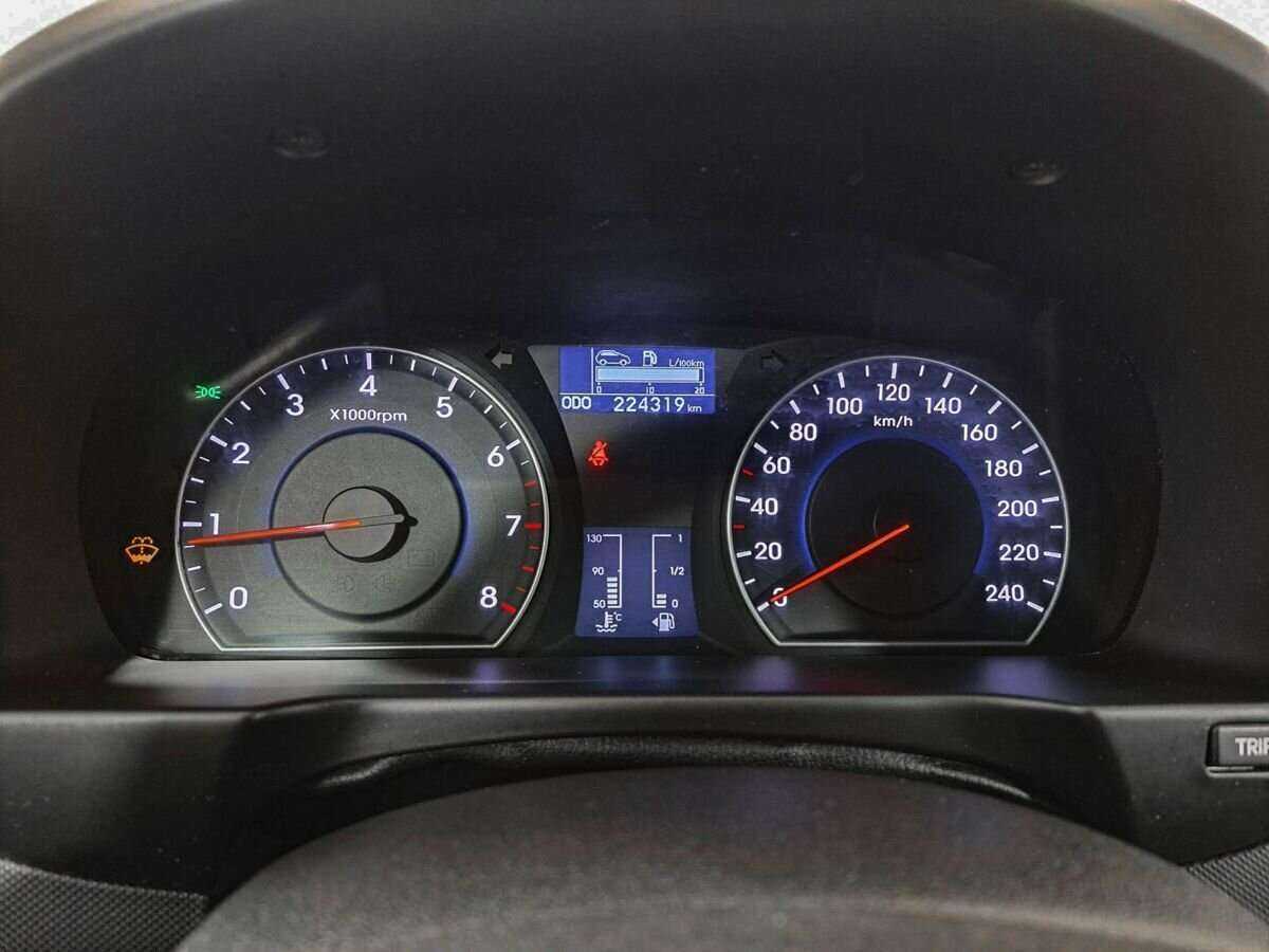 Hyundai i30, 2010 Фото №13