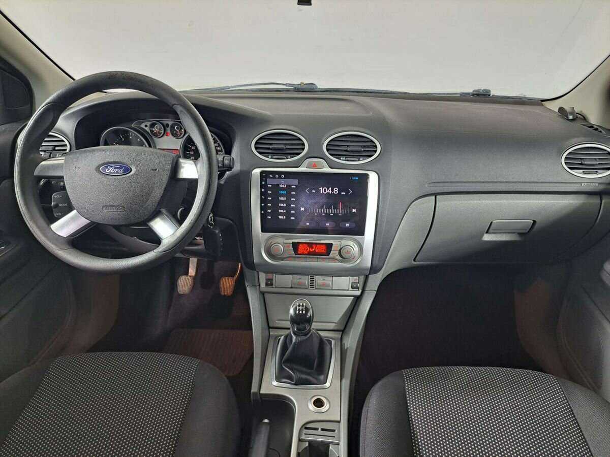 Ford Focus, 2011 Фото №12