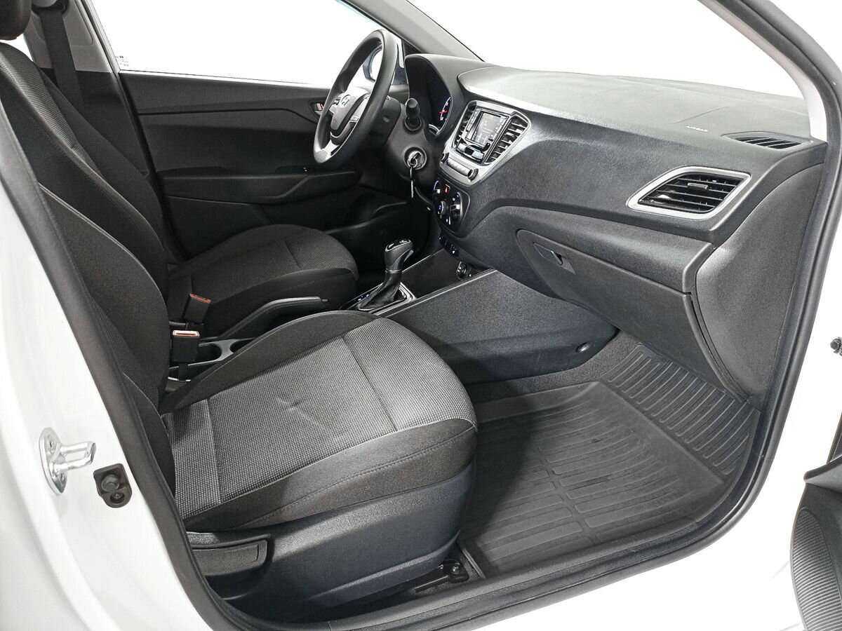 Hyundai Solaris, 2017 Фото №11