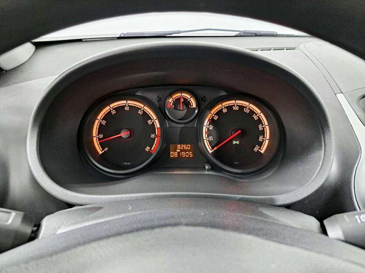 Opel Corsa, 2012 Фото №11