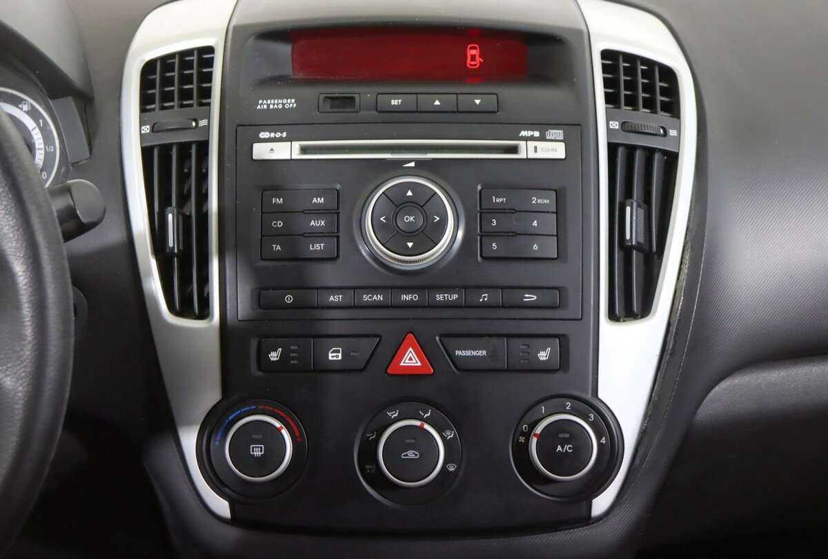 Kia Ceed, 2011 Фото №12